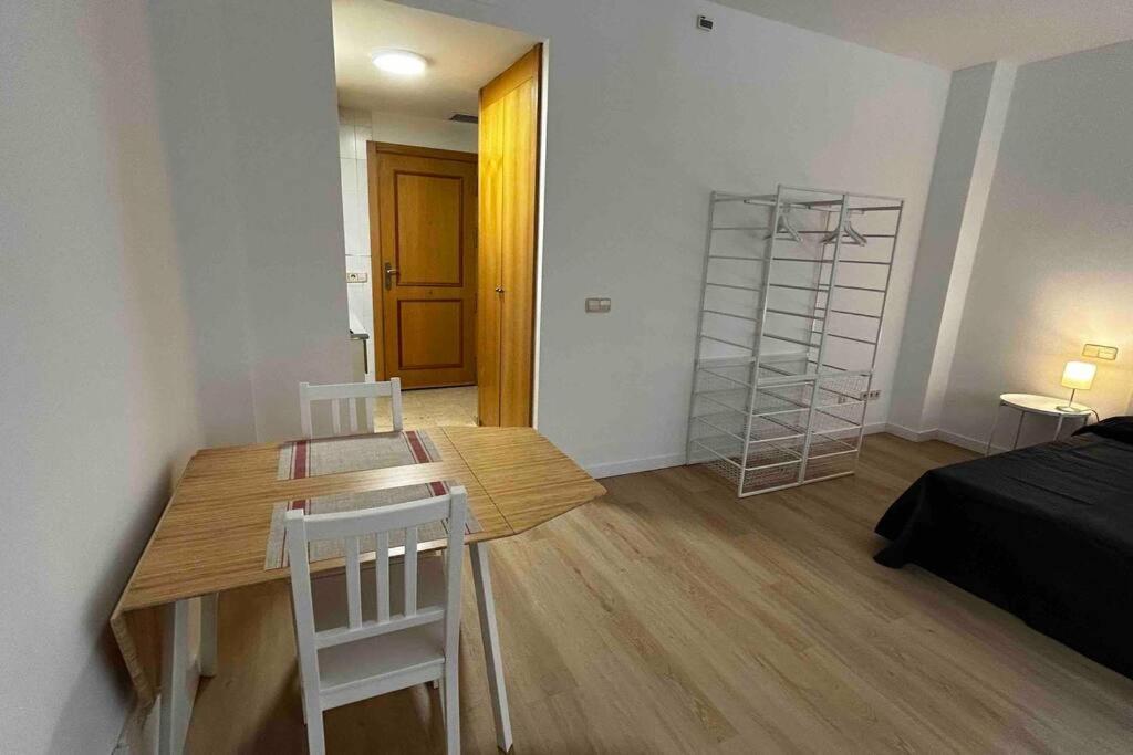 Room Pinar - Apartamento Con Todas Las Comodidades Madrid Exterior photo